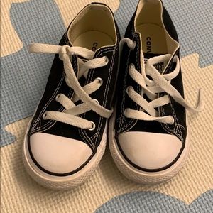 Great condition converse size 9